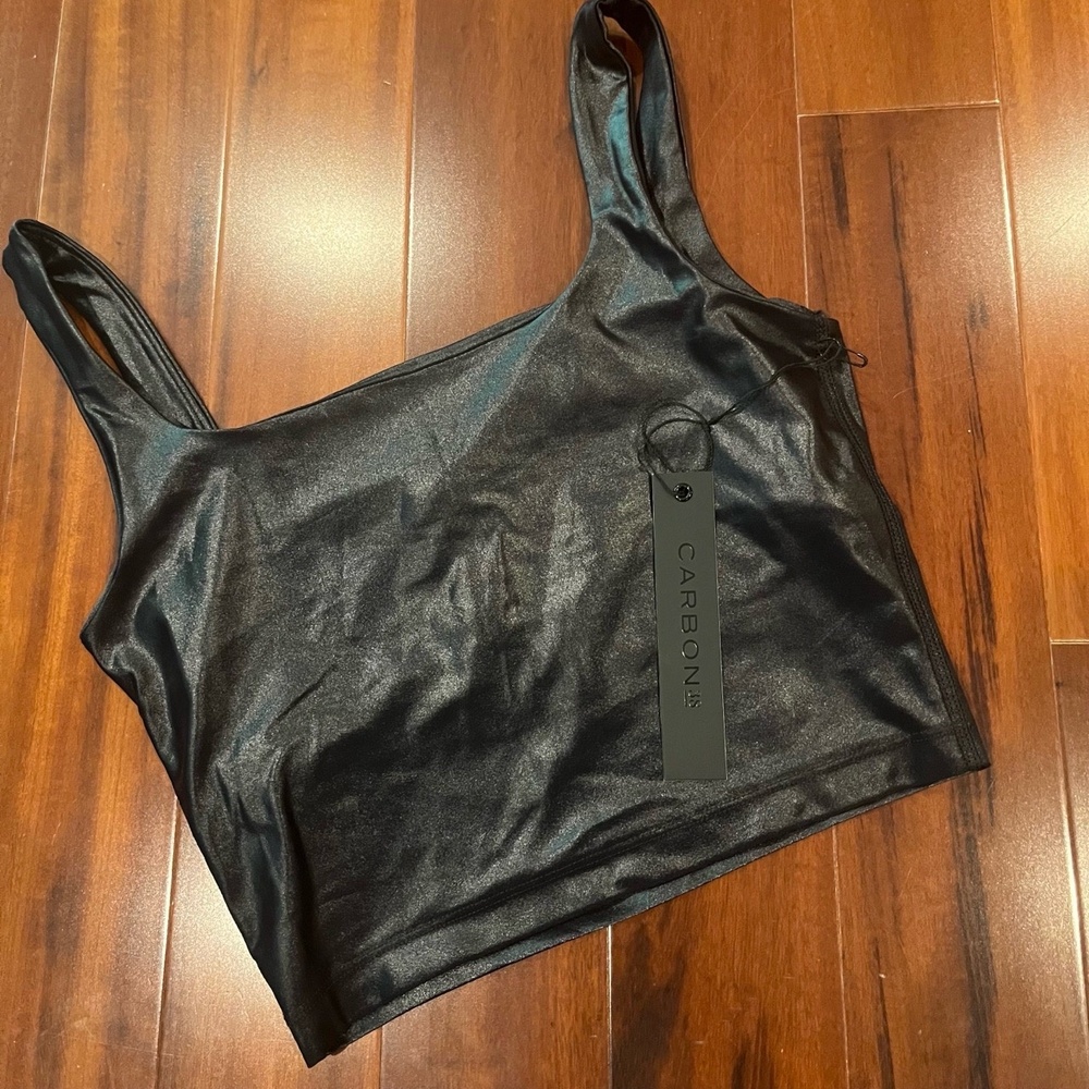 New NWT CARBON38 Black Crop Tank Top Takara Shine Sleeveless Active Size XS